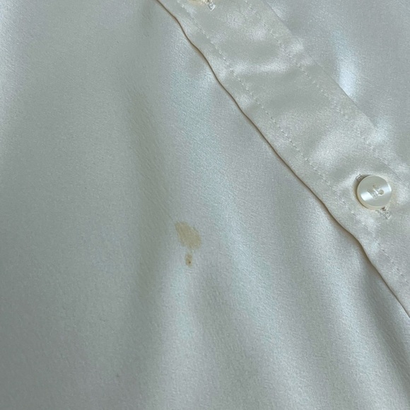 GAP Minimalist Cream Sz S Button Down front Satin Boyfriend Shirt - Picture 12 of 12